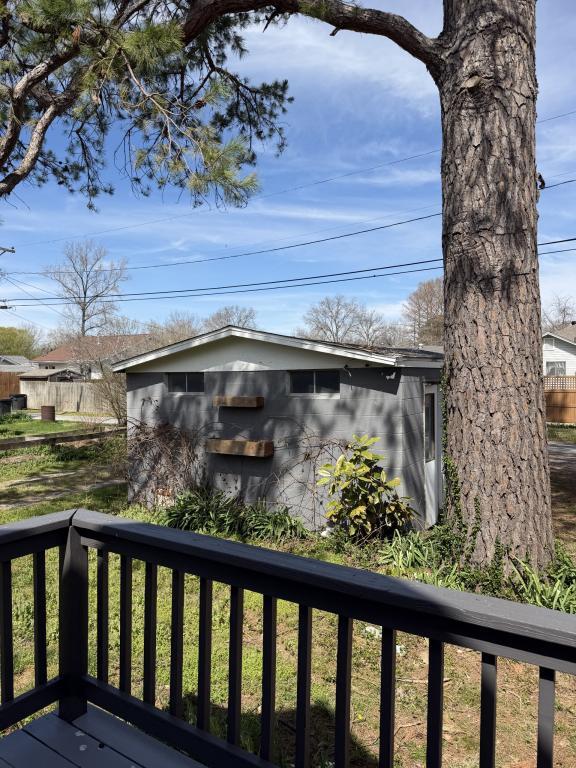 Building Photo - 2112 Herbert St