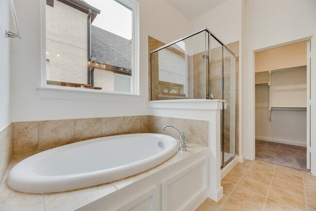Building Photo - 15543 Fringe Tree Rd