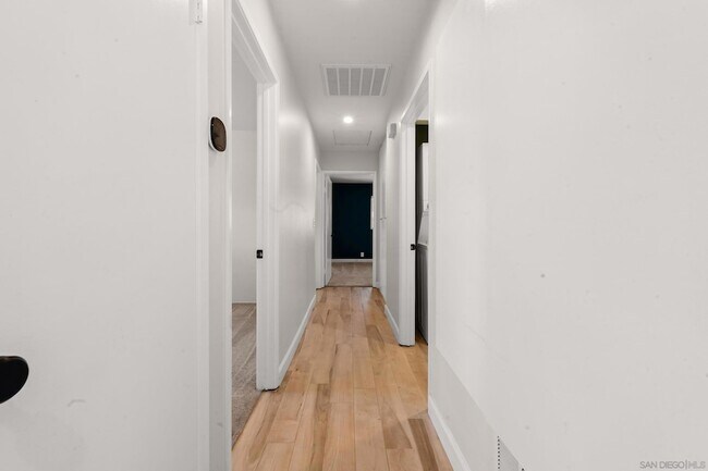 Building Photo - 9851 Caminito Cuadro