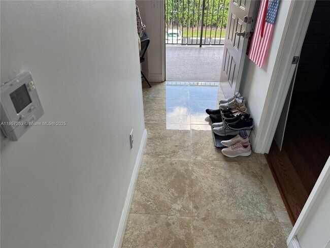 Building Photo - 12651 SW 16th Ct