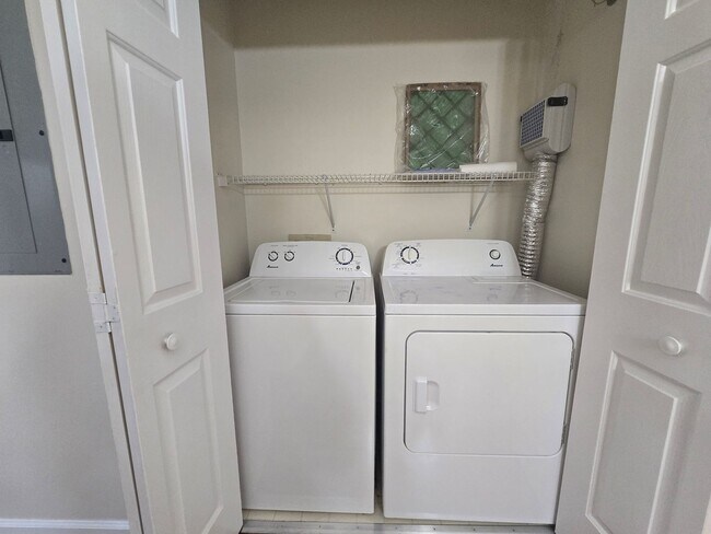 Building Photo - 3411-C Lainey Dr ~ McPherson Green