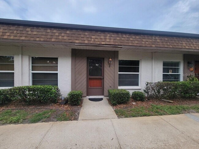 Building Photo - 6141 Chesham Dr