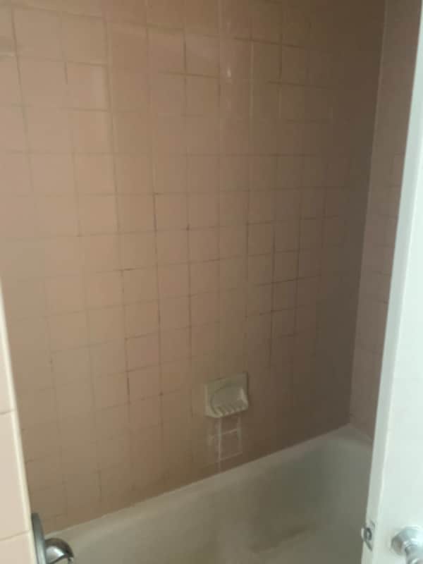 Building Photo - 154 Watson Ave