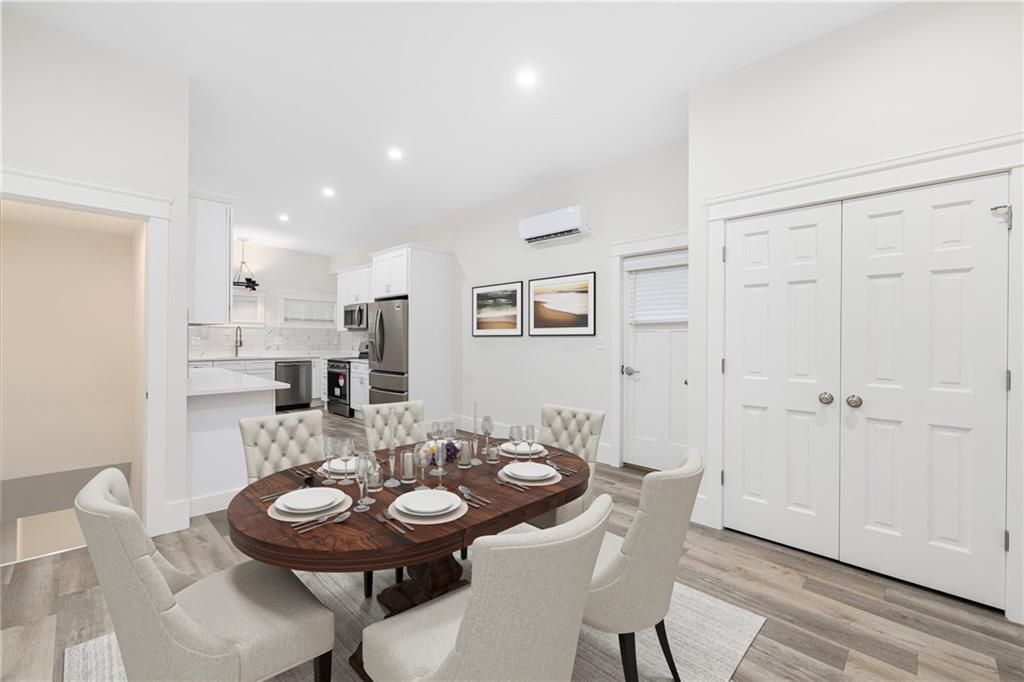 Building Photo - 56 Sutton St