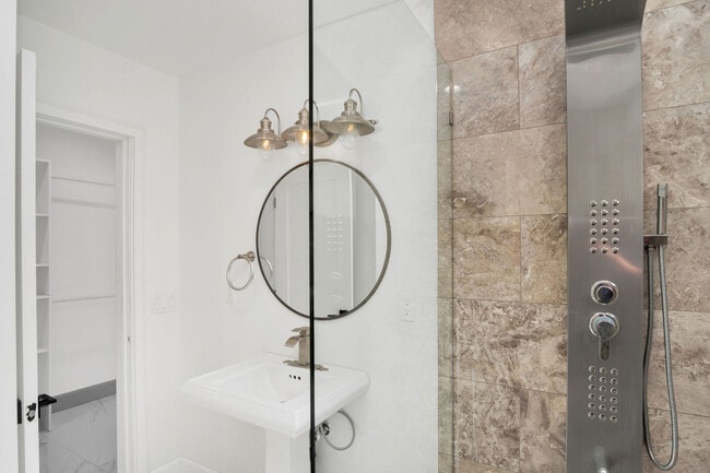 Building Photo - 27001 Calle Juanita