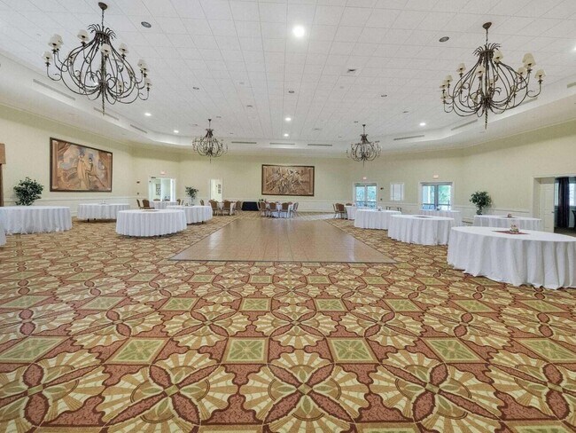 Building Photo - 8111 Carnoustie Pl