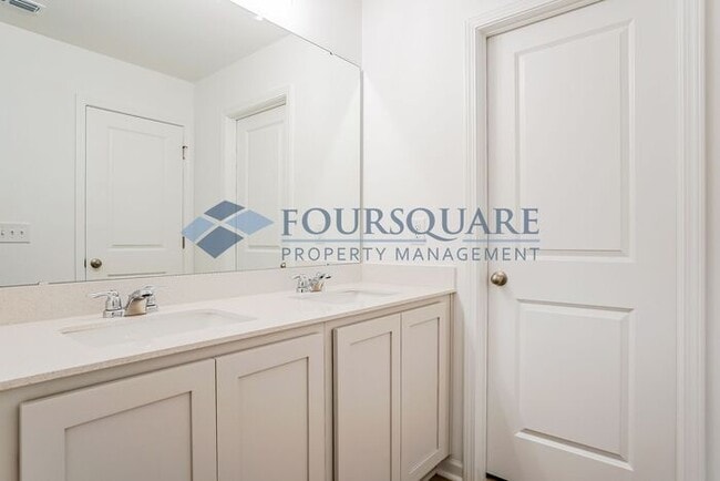 Building Photo - BRAND-NEW END-UNIT TOWNHOME in Crescent Mills, 3 BED 2.5 BATH