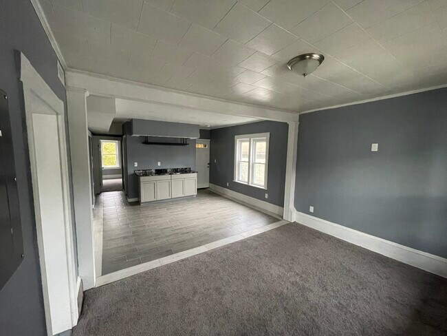 Living Room - 145 Railroad St