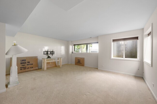 Building Photo - 160 Orchards Pass