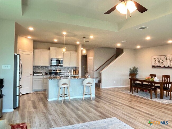 Building Photo - 2024 Zabcikville Dr