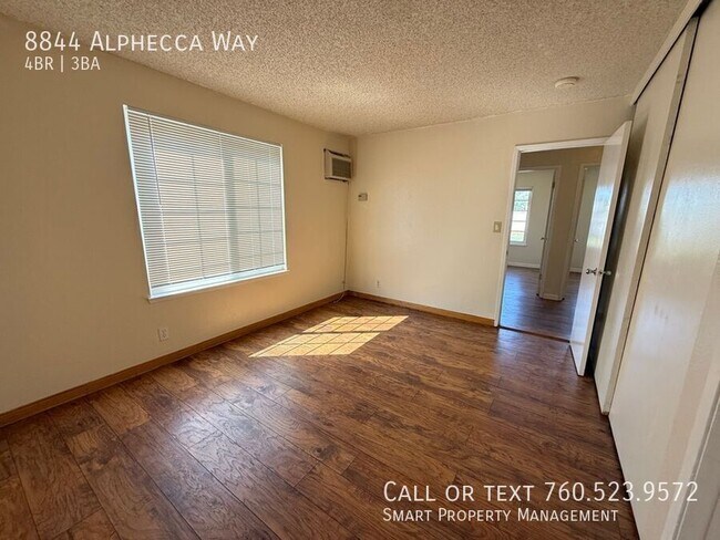 Building Photo - 8844 Alphecca Way