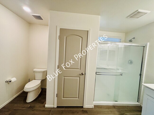 Building Photo - 6563 W Camino Pizarro