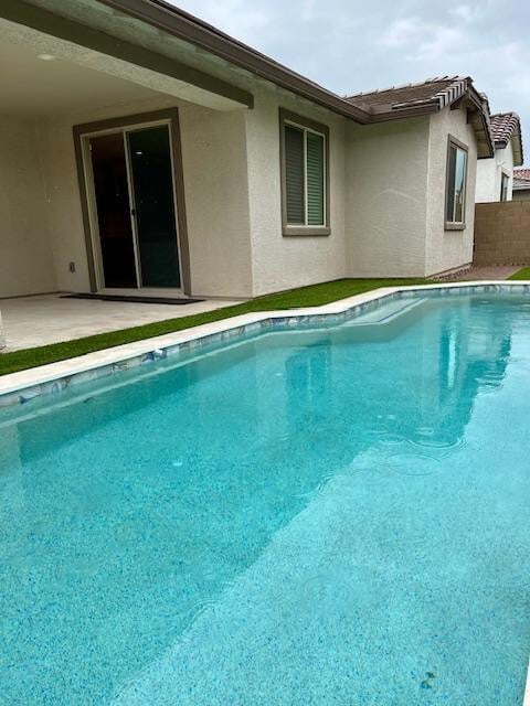 Building Photo - 71 W Megan St