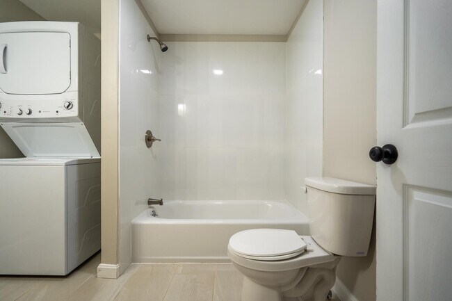 Building Photo - 124 Huntington Ave