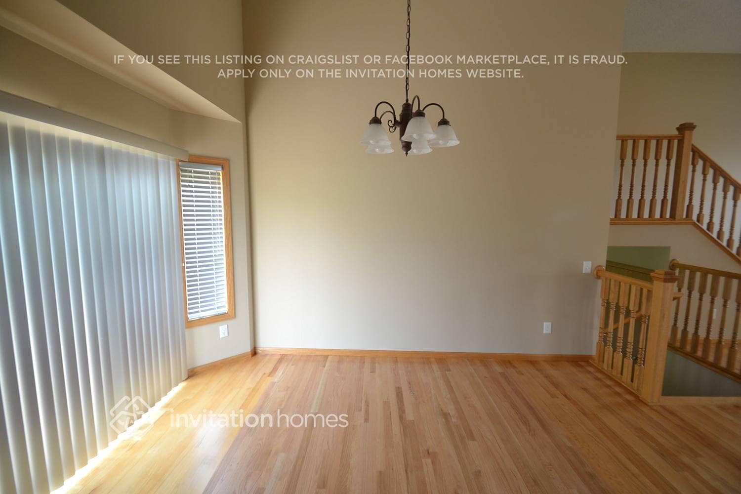 Building Photo - 336 Brady St