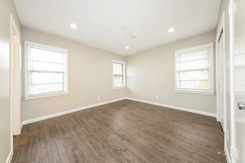 Building Photo - 1222 McDonald Dr