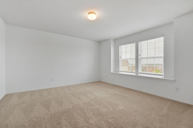 Building Photo - Charming 4-Bedroom Home in Cinco Lakes – Community Amenities & Prime Location!