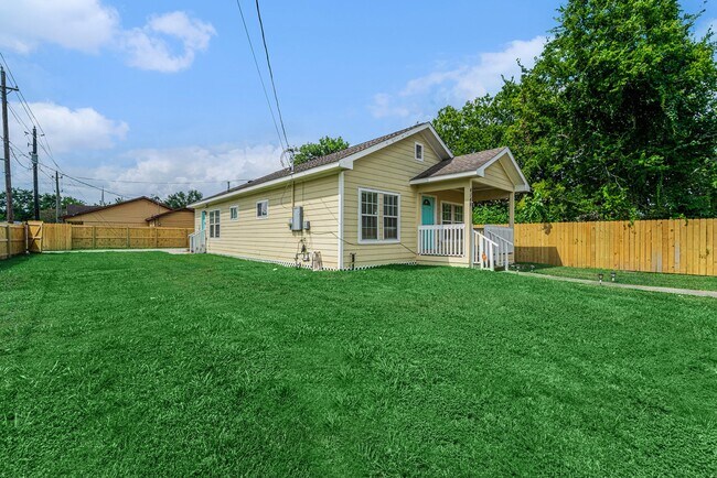 Building Photo - 4146 Brinkley St