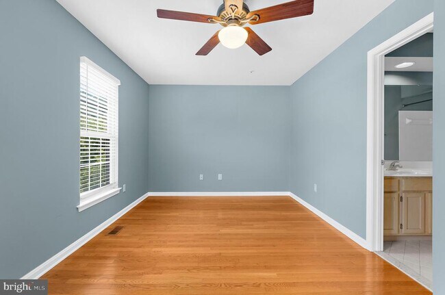 Building Photo - 7970 Heather Mist Dr