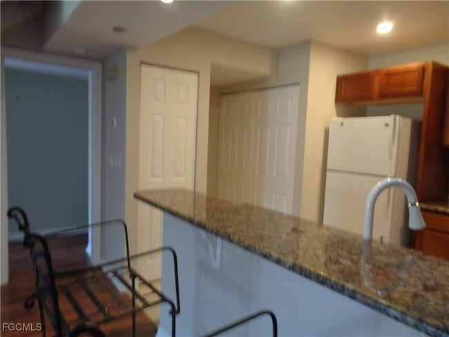 Building Photo - 12962 Elm Creek Ct
