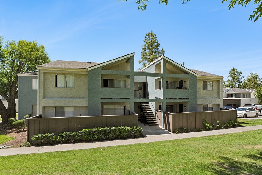 Building Photo - Tuscany Apartments