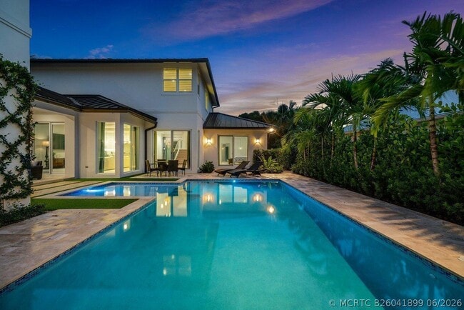 Building Photo - 217 Gulfstream Blvd