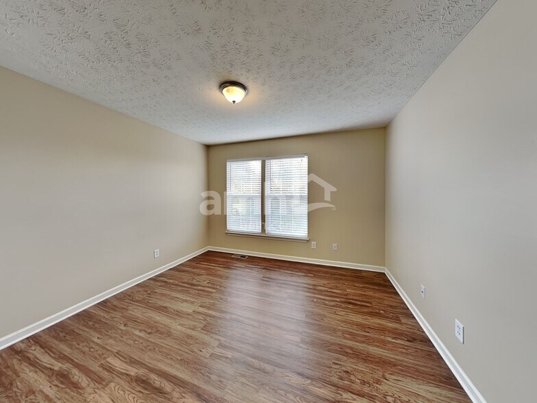 Building Photo - 5169 Appaloosa Cir