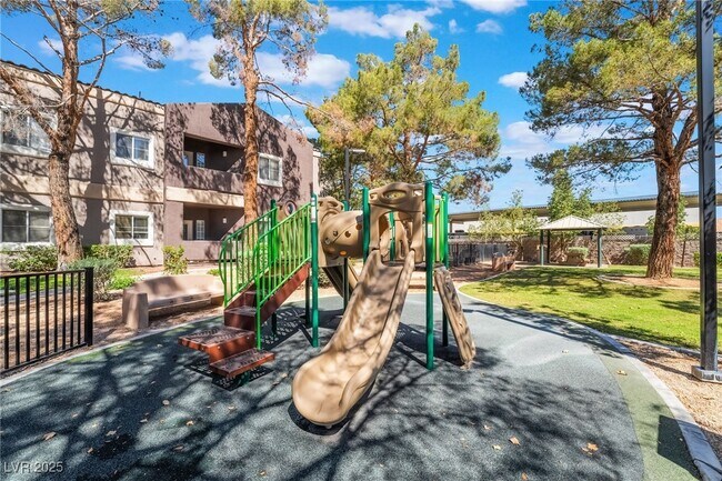 Building Photo - 5250 S Rainbow Blvd