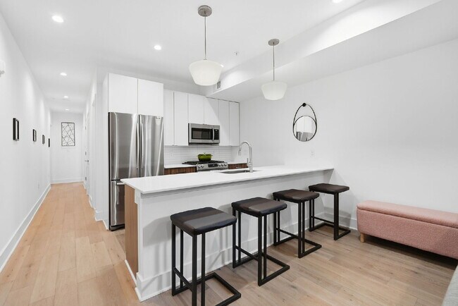 Building Photo - 826 Upshur St NW
