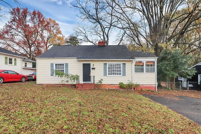 Primary Photo - Charming 3BD/1BA Ranch in Plaza Acres