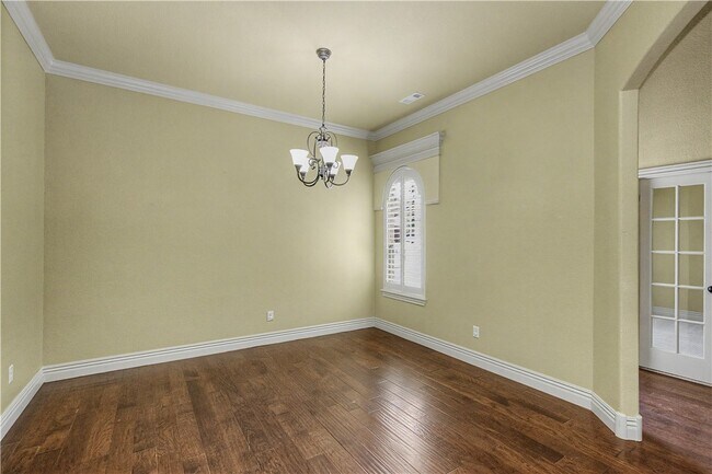 Building Photo - 6600 Willowridge Ln