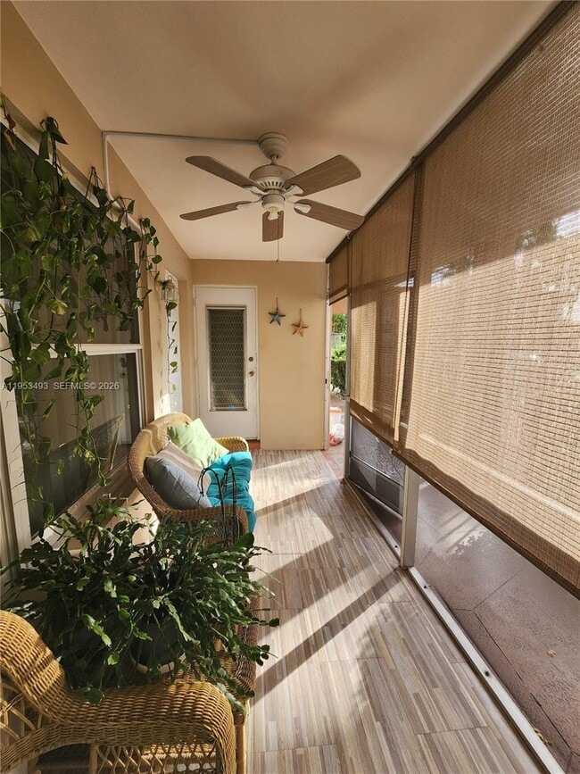 Building Photo - 100 SE 6th Ave