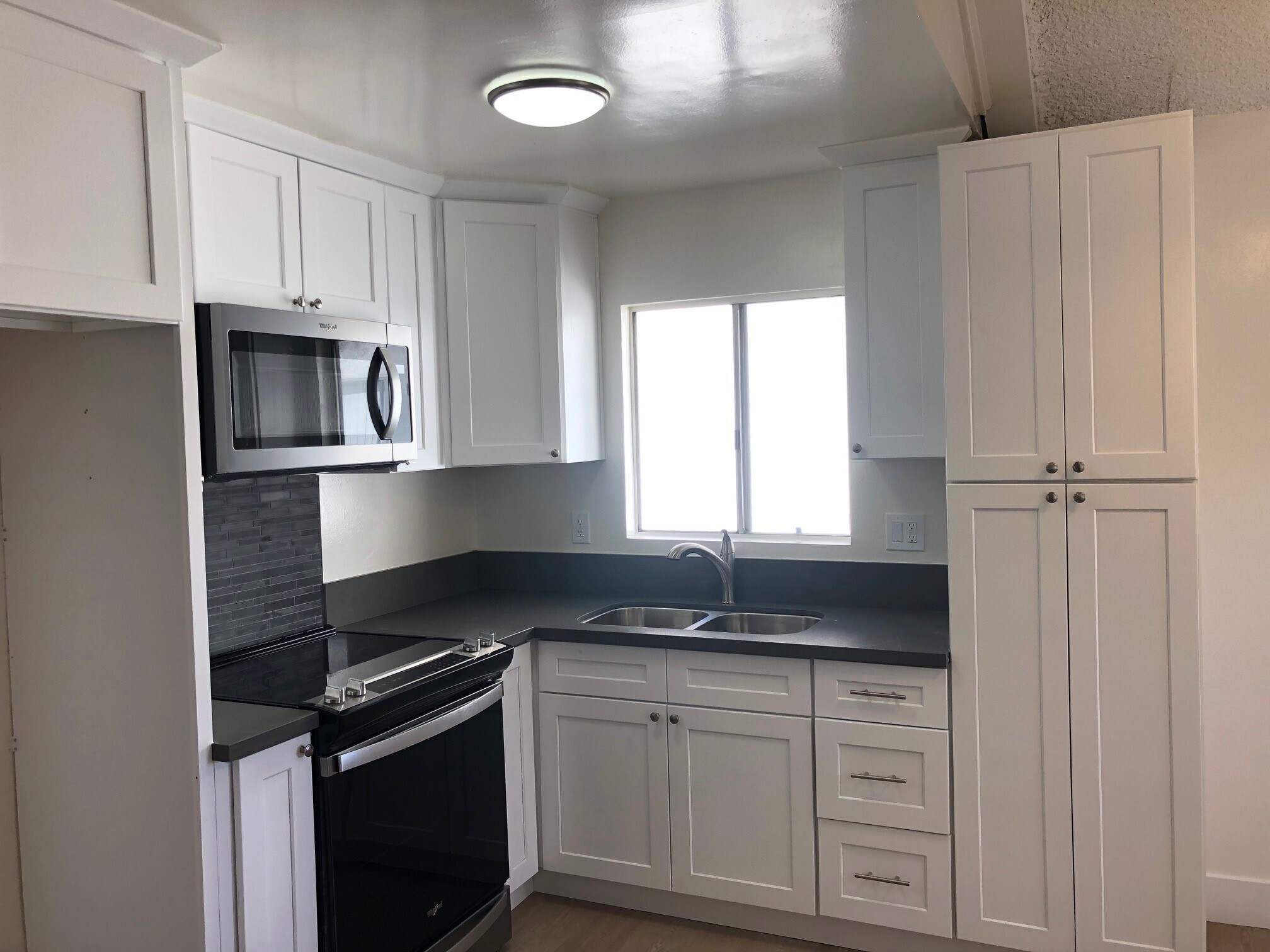 Building Photo - 4271 Green Ave