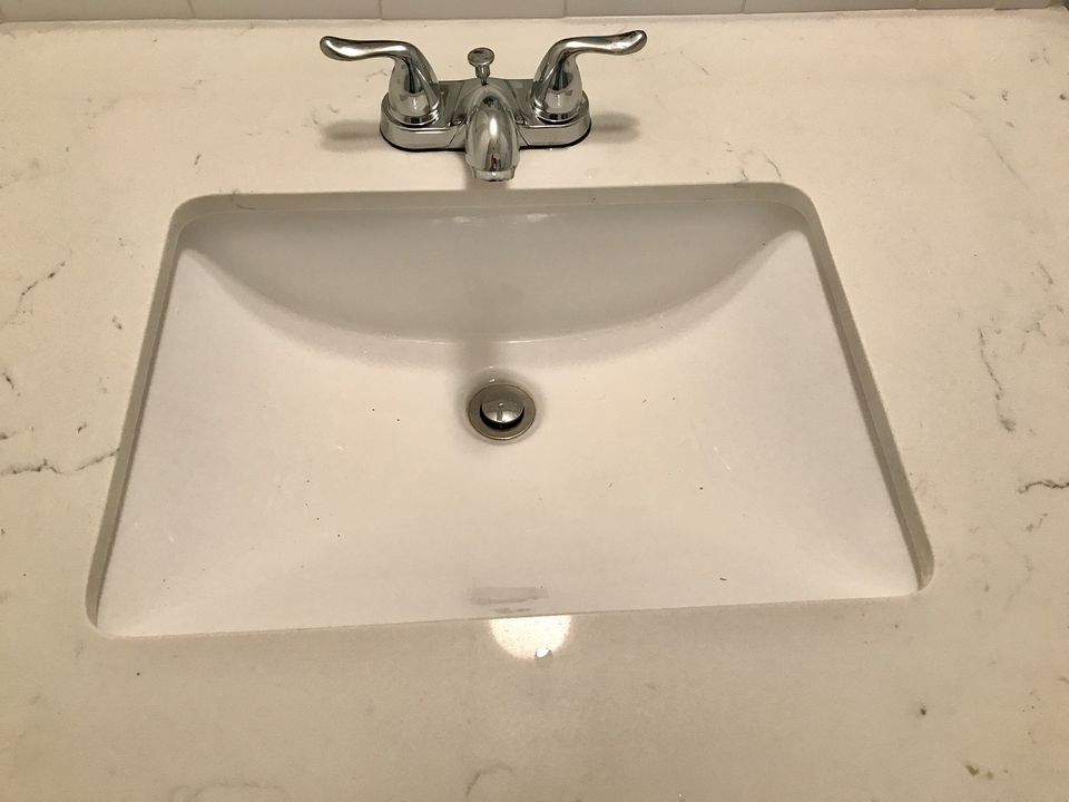 Building Photo - 515 Semple St