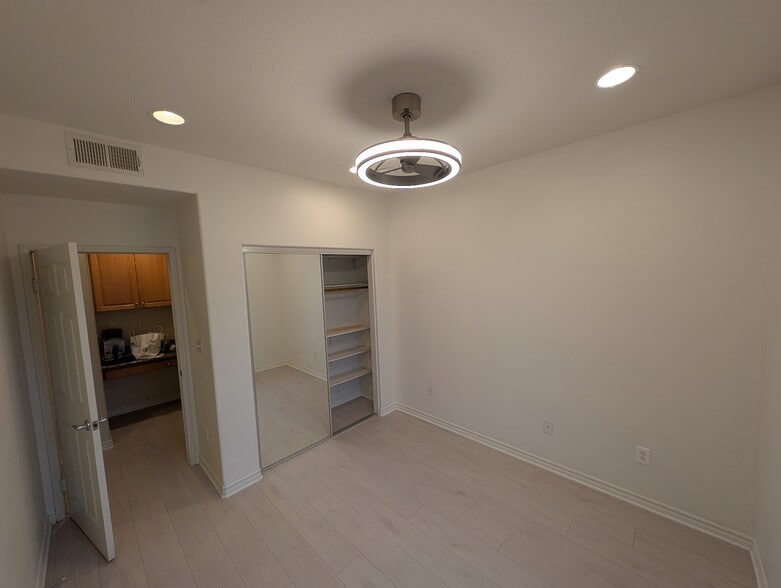 Building Photo - 20441 Paseo Altisse