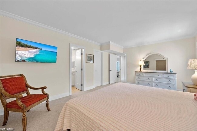 Building Photo - 3070 Gulf Shore Blvd N