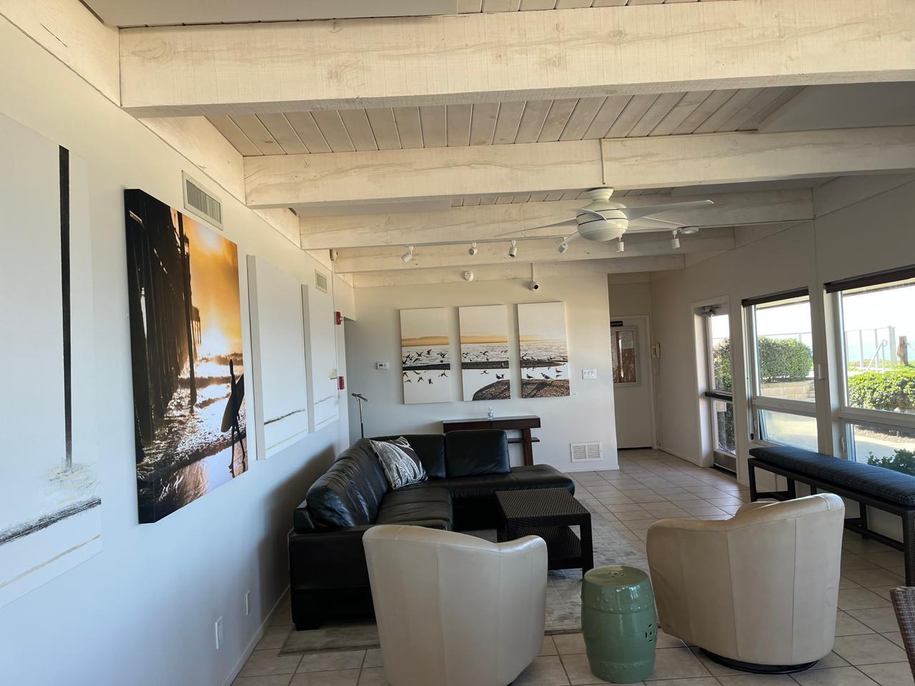 Building Photo - 245 S Helix Ave