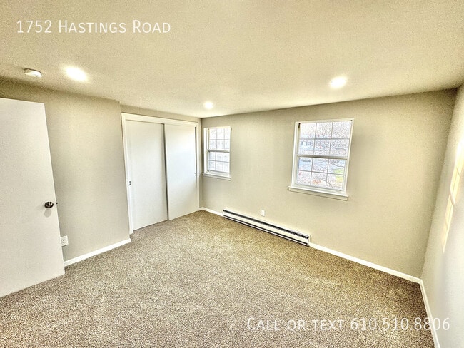 Building Photo - 1752 Hastings Rd