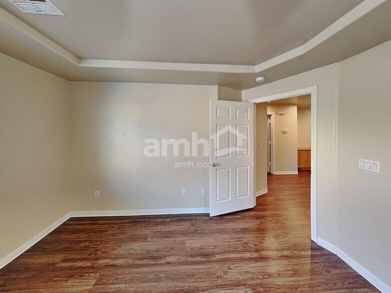 Building Photo - 8920 Bonneville Peak Ct