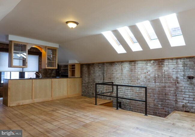 Building Photo - 1625 Brandywine St