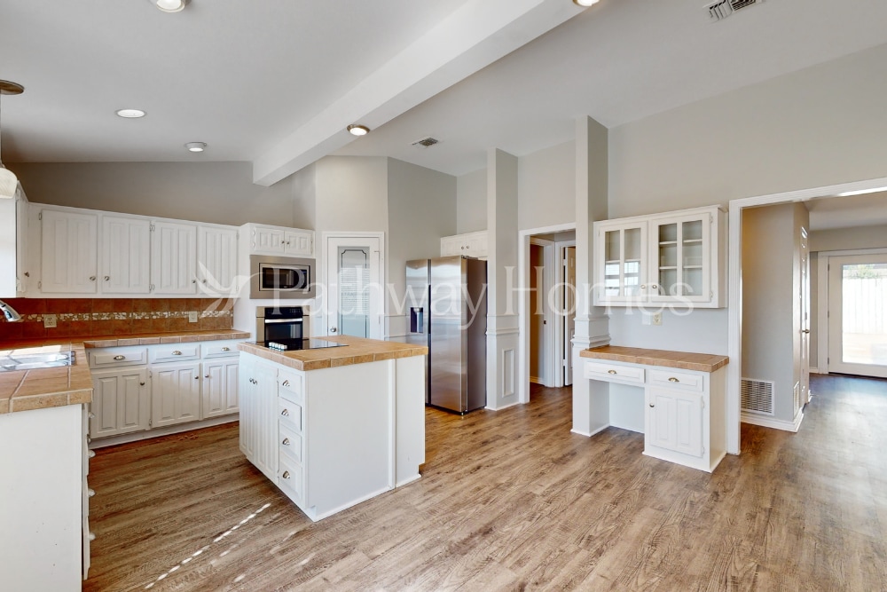 Building Photo - 608 Westway Dr