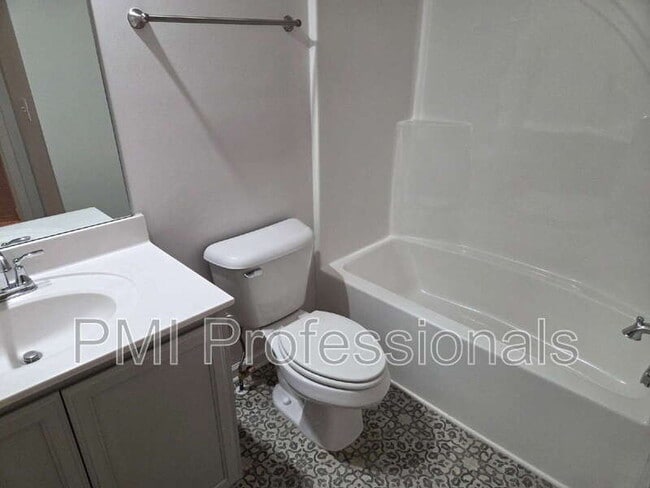 Building Photo - 1709 Calypso Dr