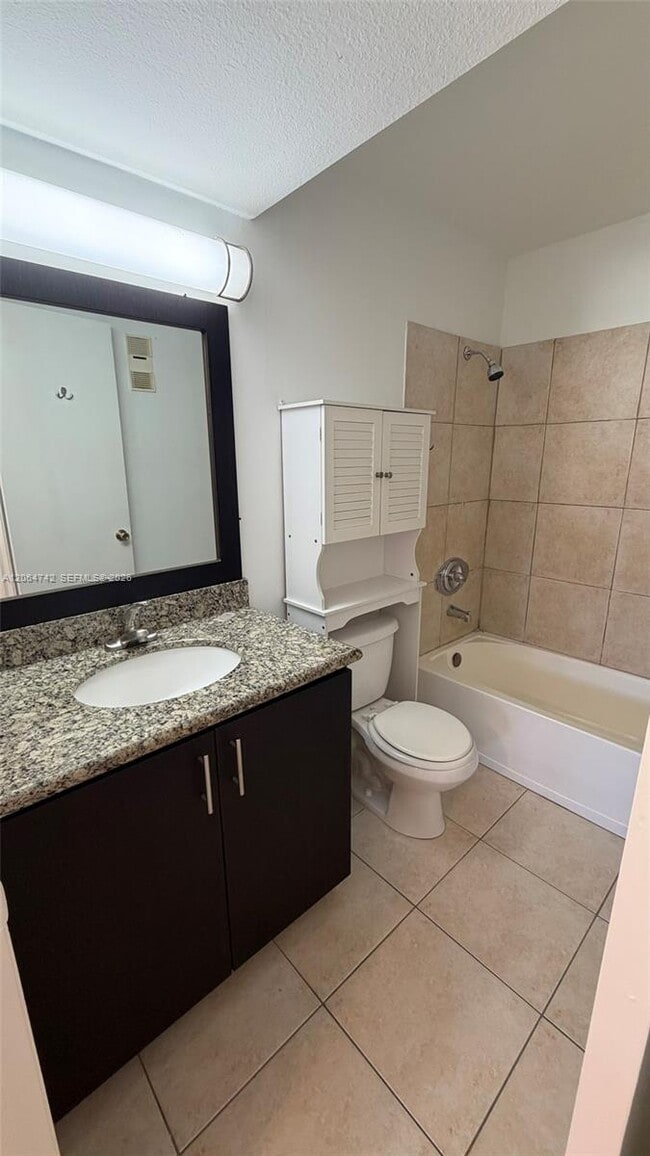 Building Photo - 4058 NW 87th Ave