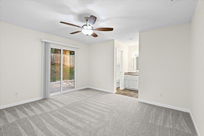 Building Photo - 361 Fantail Loop