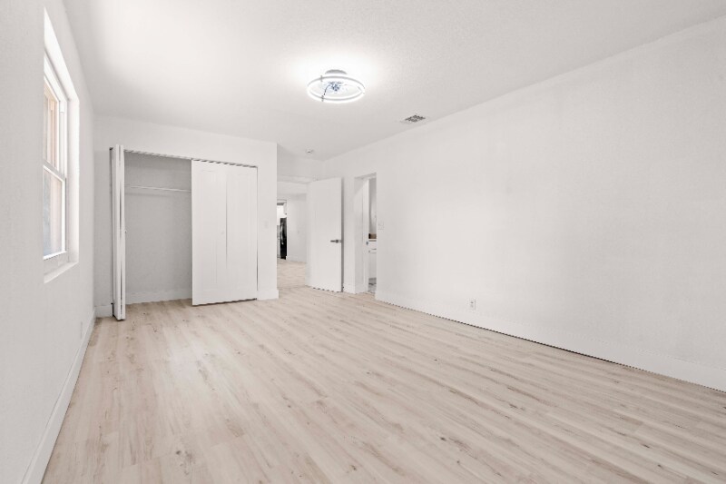 Building Photo - 1369 Pine Brook Dr