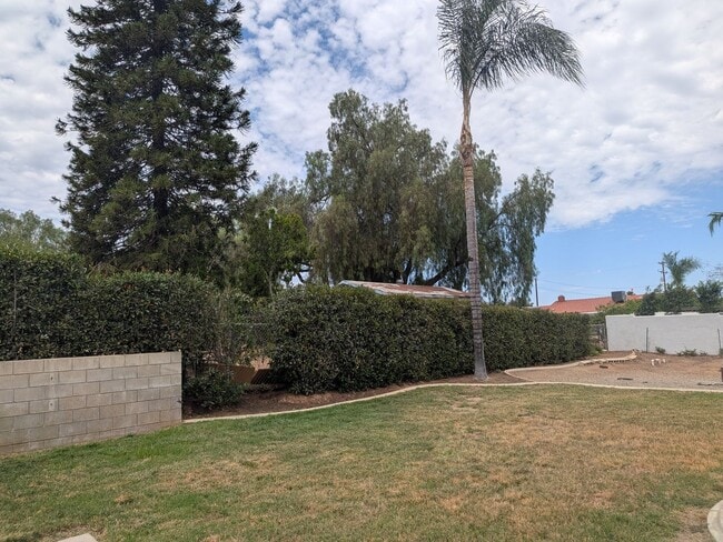Building Photo - 18620 Granite Ave