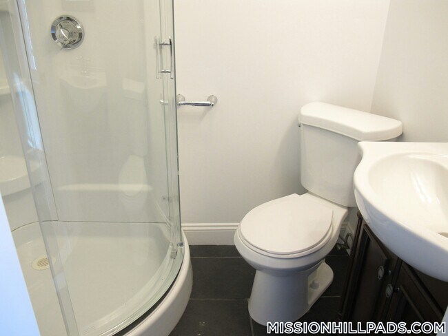 Building Photo - 28 S Huntington Ave