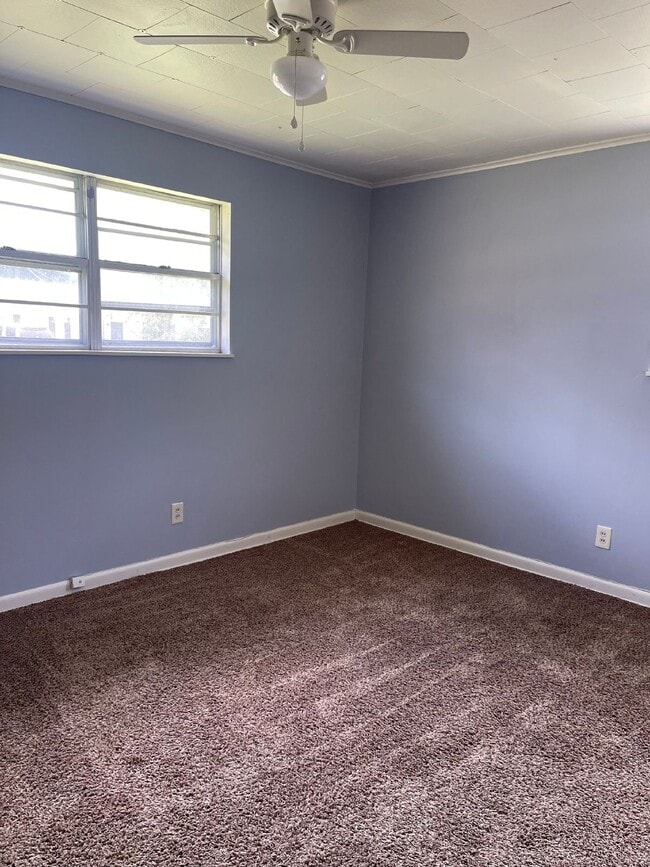 Building Photo - 1401 Brookhaven Rd