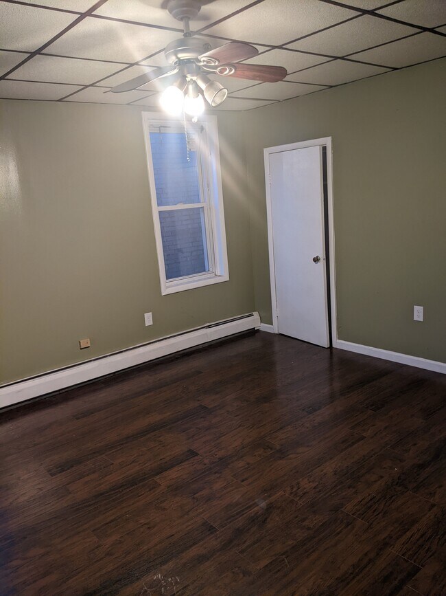 Building Photo - 345 High St