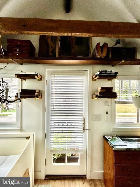 Building Photo - 264 Lake St